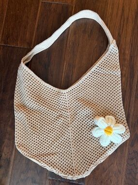 Handmade Cream Crochet Shoulder Bag with Daisy Accent